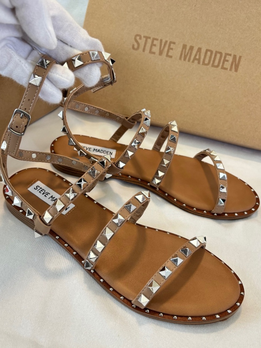 Steve Madden★TRAVEL★TAN★Brand New!!
